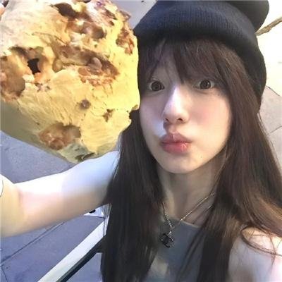 怪诞女孩